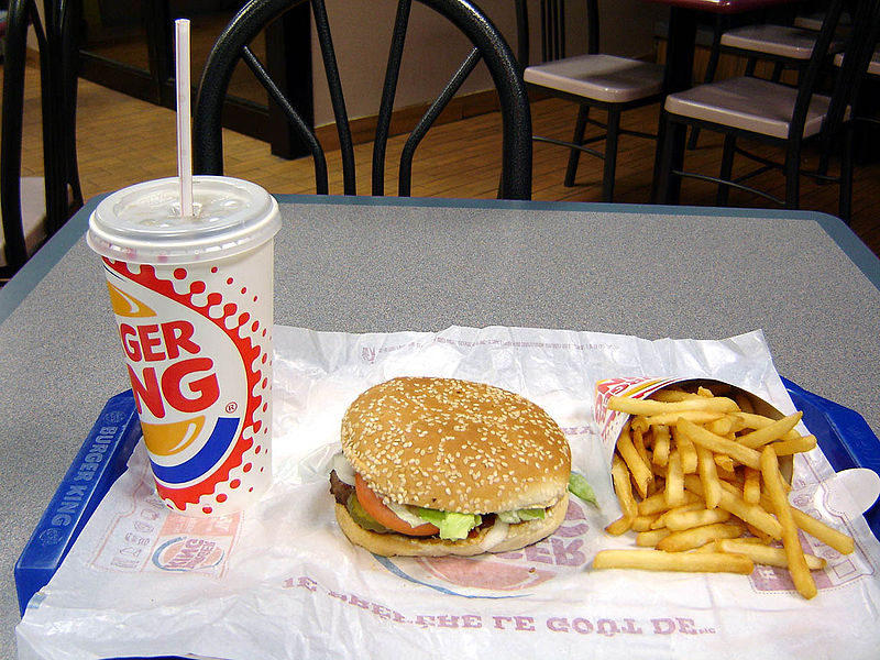 800px-Burger_King_Whopper_Combo.jpg